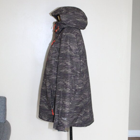 NWT L.L. Bean Wildcat Jacket Waterproof Insulated Herringbone Coat Hood Womens L - Picture 5 of 14